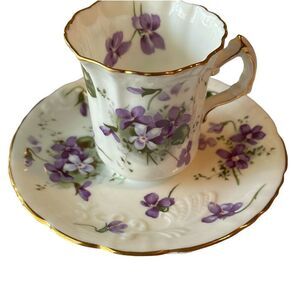 Vintage Hammersley Victorian Violets tea cup & saucer